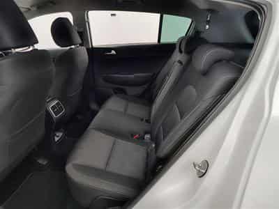 Kia Sportage 1.6 CRDi MHEV Business Line DCT (2020) - Photo 13
