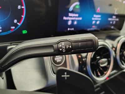 Mercedes GLB 180 **AUTO/NAVI/CARPLAY/CAMERA/7PLACES/SG CH** (2023) - Photo 11