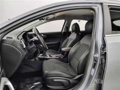 Kia XCeed 1.0 T-GDi 120cv Pulse NAVI 8" / FULL LED / CAMERA / JA 16" (2024) - Photo 7