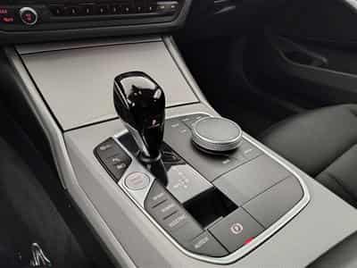 BMW 320 320eA PHEV Business NAVI/FULL LED/JA/PDC AV AR/CARPLAY (2021) - Photo 12