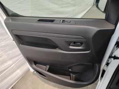 Peugeot Expert 2.0 BlueHDi L2 Premium EAT8 NAVI / CLIM / TEL (2023) - Photo 15