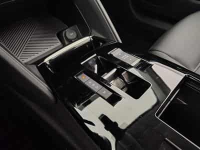 Citroen C4 X 1.2 PureTech 130cv EAT8 Feel CARPLAY / FULL LED / S-CUIR (2023) - Photo 12
