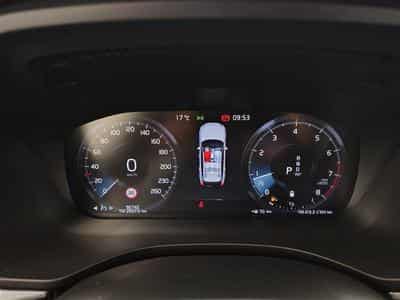 Volvo XC60 2.0 B4 Momentum Pro Gear. (2021) - Photo 10