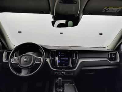 Volvo XC60 2.0 B4 Momentum Pro Gear. (2021) - Photo 8