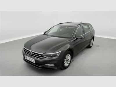 VW Passat 2.0 TDi Style DSG Navi / Led / PDC av+ar (2021) - Photo 1