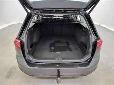 VW Passat 2.0 TDi Style DSG Navi / Led / PDC av+ar (2021) - Photo 14