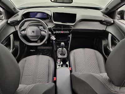 Peugeot 2008 1.2 PureTech Allure CARPLAY / FULL LED / PDC (2025) - Photo 8