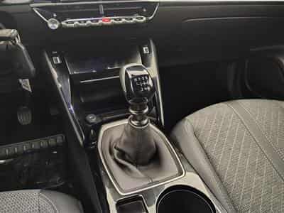 Peugeot 2008 1.2 PureTech Allure NAVI / FULL LED / CARPLAY / S-CUIR (2024) - Photo 3