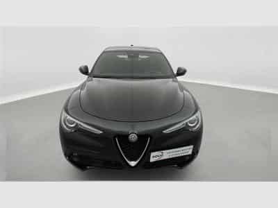 Alfa-Romeo Stelvio 2.2 MJD AT8 Q4 Super NAVI / FULL LED / CAMERA / JA 17" (2023) - Photo 4