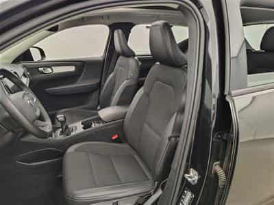Volvo XC40 1.5 T3 Momentum Pro S-CUIR/NAVI/TO PANO/FULL LED/JA/PDC (2019) - Photo 7