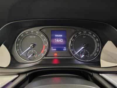 Skoda Octavia 2.0 TDi 115Cv DSG7 Ambition CARPLAY / ALU / PDC (2023) - Photo 10