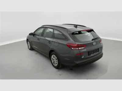 Hyundai i30 Combi 1.0 T-GDi DCT Twist NAVI / FULL LED / CAMERA (2026) - Photo 2