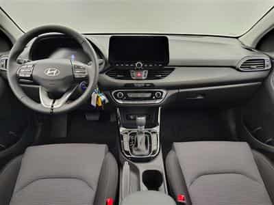 Hyundai i30 Combi 1.0 T-GDi DCT Twist NAVI / FULL LED / CAMERA (2026) - Photo 8