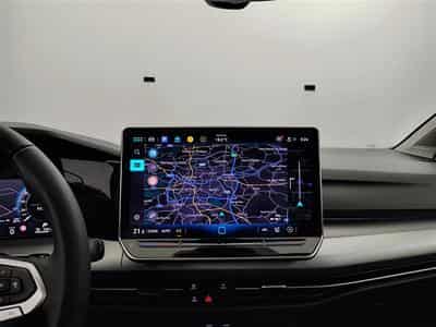 VW Golf 1.5 eTSI Life DSG/NAVI/TO PANO/FULL LED/JA17/PDC (2024) - Photo 11