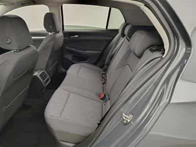 VW Golf 1.5 eTSI Life DSG/NAVI/TO PANO/FULL LED/JA17/PDC (2024) - Photo 13