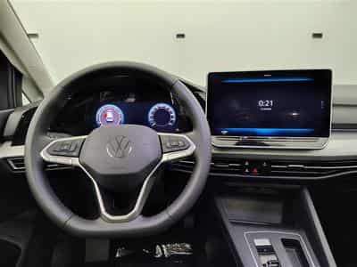 VW Golf 1.5 eTSI Life DSG/NAVI/TO PANO/FULL LED/JA17/PDC (2024) - Photo 9