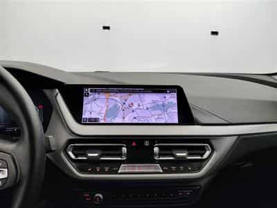 BMW 116 dA Cuir / Navi Cockpit / Led / PDC av+ar (2021) - Photo 11