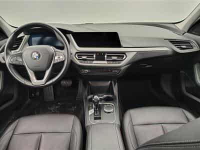 BMW 116 dA Cuir / Navi Cockpit / Led / PDC av+ar (2021) - Photo 8