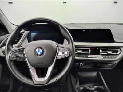 BMW 116 dA Cuir / Navi Cockpit / Led / PDC av+ar (2021) - Photo 9