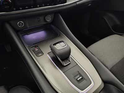 Nissan Qashqai 1.3 DIG-T MHEV X-Tronic N-Connecta CARPLAY / FULL LED / CAM (2026) - Photo 13