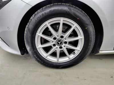 Mercedes CLA 180 180d Business Solution NAVI/FULL LED/JA16/PDC AV AR (2021) - Photo 6