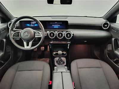 Mercedes CLA 180 180d Business Solution NAVI/FULL LED/JA16/PDC AV AR (2021) - Photo 8