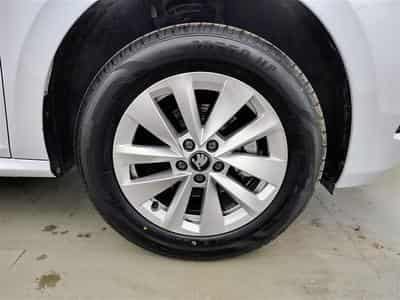Skoda Kamiq 1.0 TSI 115cv DSG Clever CARPLAY / FULL LED / KEYLESS / CAM (2025) - Photo 6