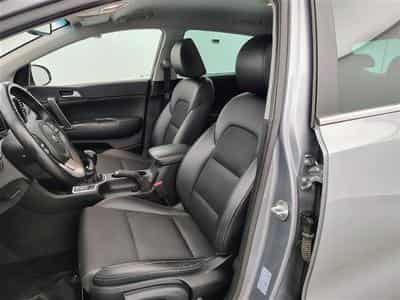 Kia Sportage 1.6i More NAVI / CAMERA / KEYLESS (2019) - Photo 7