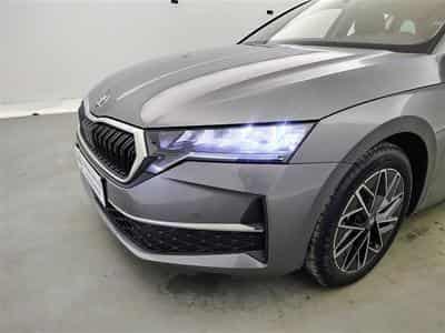 Skoda Octavia 1.5 e-TSi 150cv DSG Selection CARPLAY / FULL LED / CAMERA (2026) - Photo 15