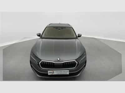 Skoda Octavia 1.5 e-TSi 150cv DSG Selection CARPLAY / FULL LED / CAMERA (2026) - Photo 4
