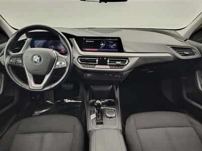 BMW 116 dA Navi Cockpit / Led / PDC av+ar (2022) - Photo 8