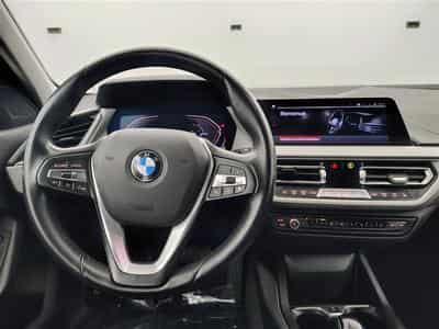 BMW 116 dA Navi Cockpit / Led / PDC av+ar (2022) - Photo 9