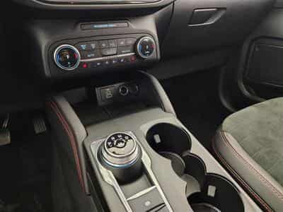 Ford Kuga 2.0 TDCi 120cv PowerShift ST-Line NAVI / FULL LED / CAMERA (2023) - Photo 12