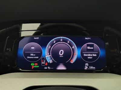 VW Golf 1.5 eTSI 150Cv DSG Anniversary Model CARPLAY / CAMERA (2025) - Photo 10