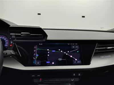 Audi A3 30 TFSI Advanced S-tronic Navi / Led / PDC (2023) - Photo 11