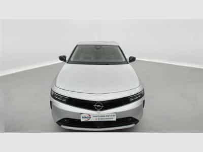 Opel Astra Sports Tourer 1.2 Turbo Edition NAVI / FULL LED / CARPLAY (2024) - Photo 4