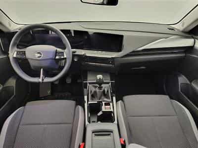 Opel Astra Sports Tourer 1.2 Turbo Edition NAVI / FULL LED / CARPLAY (2024) - Photo 8