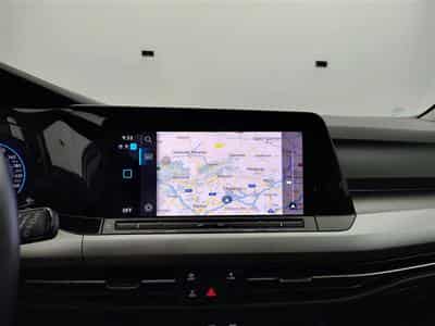 VW Golf 1.0 TSI Life NAVI/FULL LED/JA/PDC (2024) - Photo 11