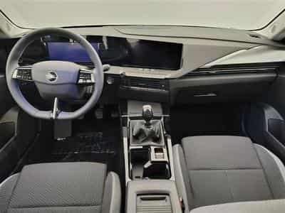 Opel Astra Sports Tourer 1.2 Turbo Edition NAVI / FULL LED / CARPLAY (2024) - Photo 8