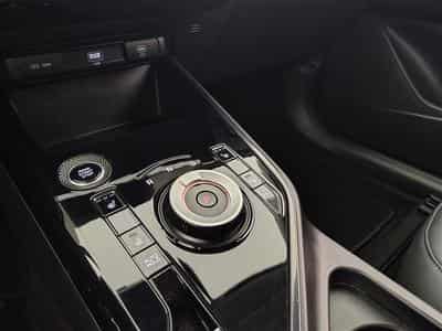 Kia Niro HEV 1.6 GDi Pulse DCT NAVI / FULL LED / S-CUIR (2023) - Photo 11
