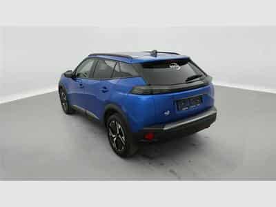 Peugeot 2008 1.2 PureTech Allure NAVI / FULL LED / CARPLAY / S-CUIR (2024) - Photo 2