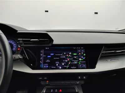 Audi A3 30 TFSI Advanced S tronic Navi / Led / PDC (2023) - Photo 11