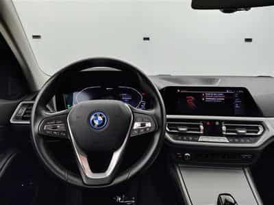 BMW 320 eA Touring PHEV Cuir / Navi / Led / PDC+Caméra (2022) - Photo 9