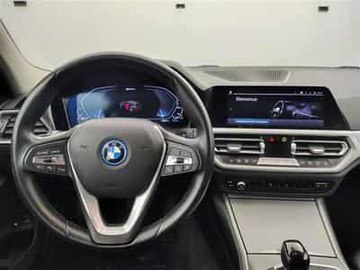 BMW 320 Touring 320eA PHEV Cuir / Navi / Led (2022) - Photo 9