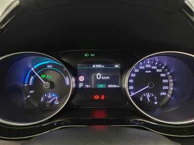 Kia XCeed PHEV 1.6 GDi Business Line DCT (2020) - Photo 10