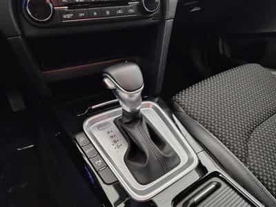 Kia XCeed PHEV 1.6 GDi Business Line DCT (2020) - Photo 12