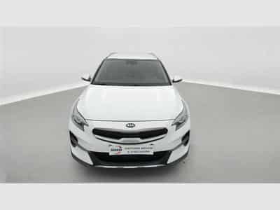 Kia XCeed PHEV 1.6 GDi Business Line DCT (2020) - Photo 4