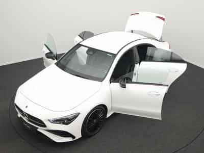 Mercedes CLA 200 AMG-Line Cpe Multi+Kamera+Night+Keyless (2025) - Photo 12