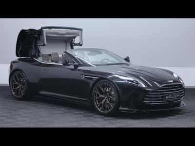 Aston-Martin DB12 V8 VOLANTE (2024) - Photo 7