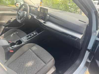 VW Golf VOLKSWAGEN GOLF 8 2.0 TDI  LED AUTOMATIK DIGITAL COCKPIT KAM (2025) - Photo 4